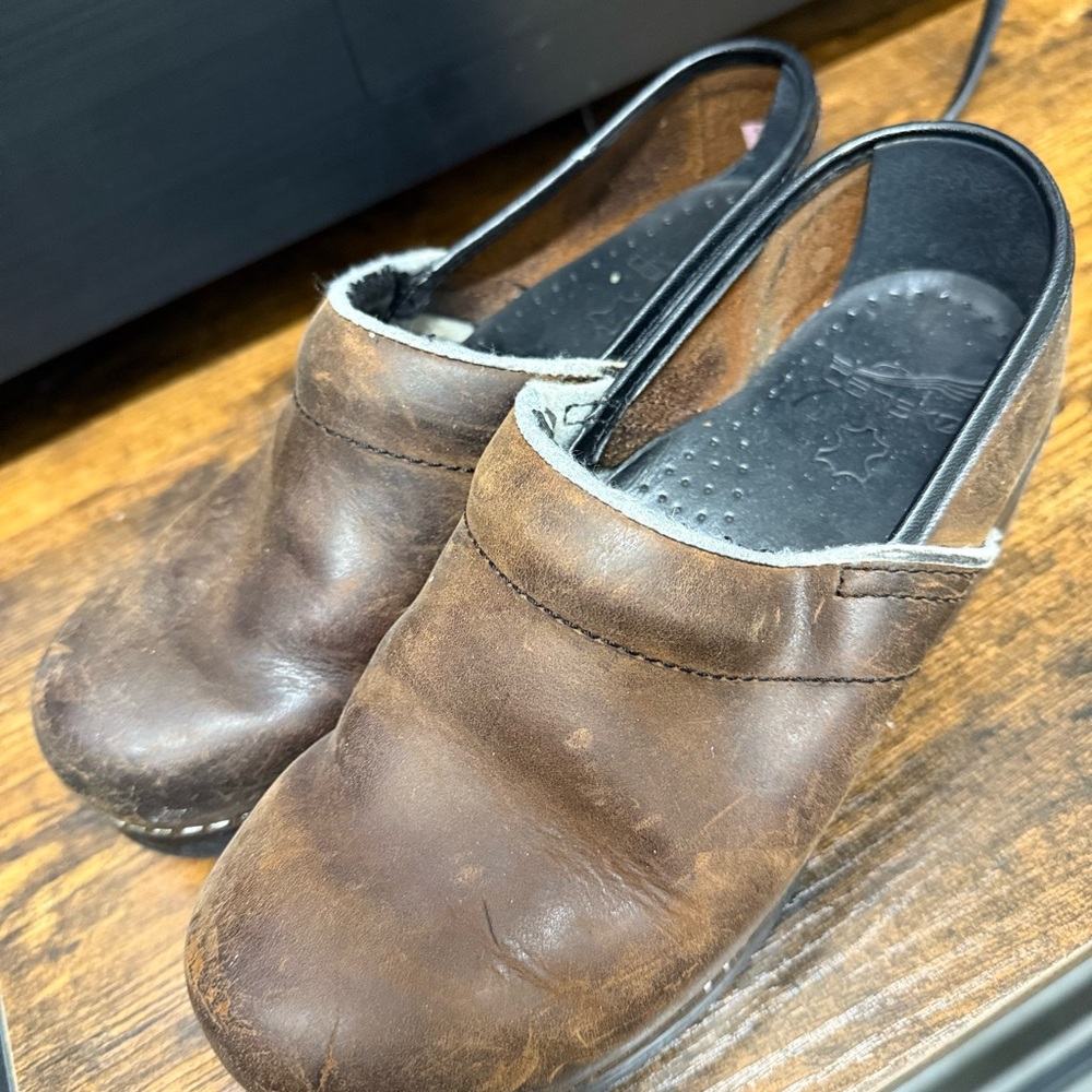 Men's Brown Leather Clogs